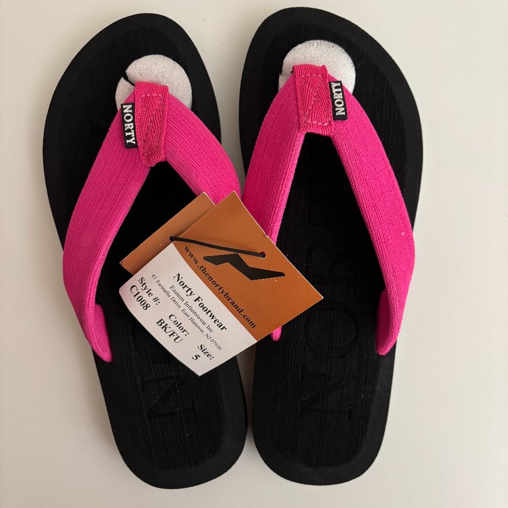 NWT Norty Flip Flops